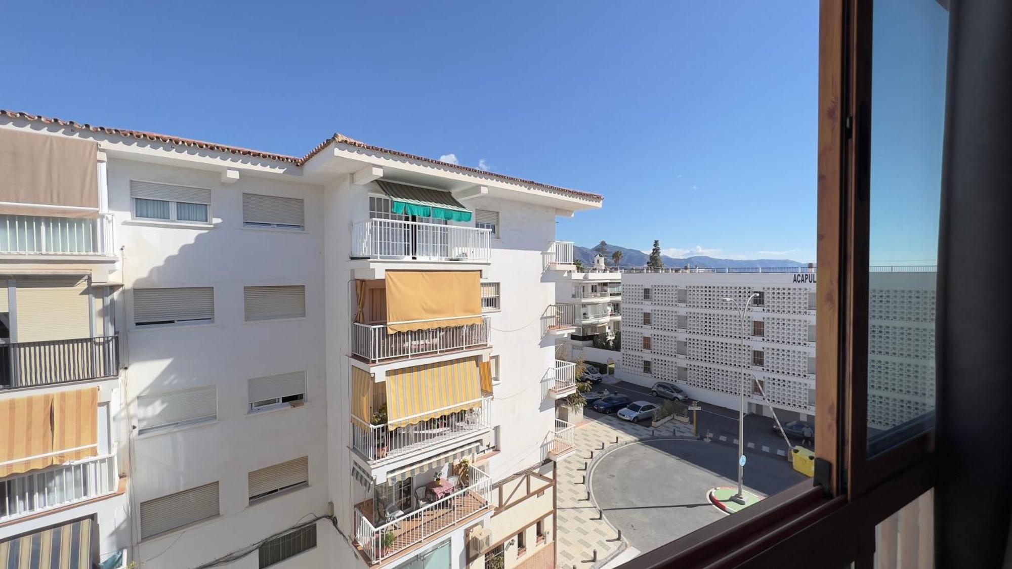 Estudio Buddha En El Centro De Nerja - South Costa Exteriér fotografie